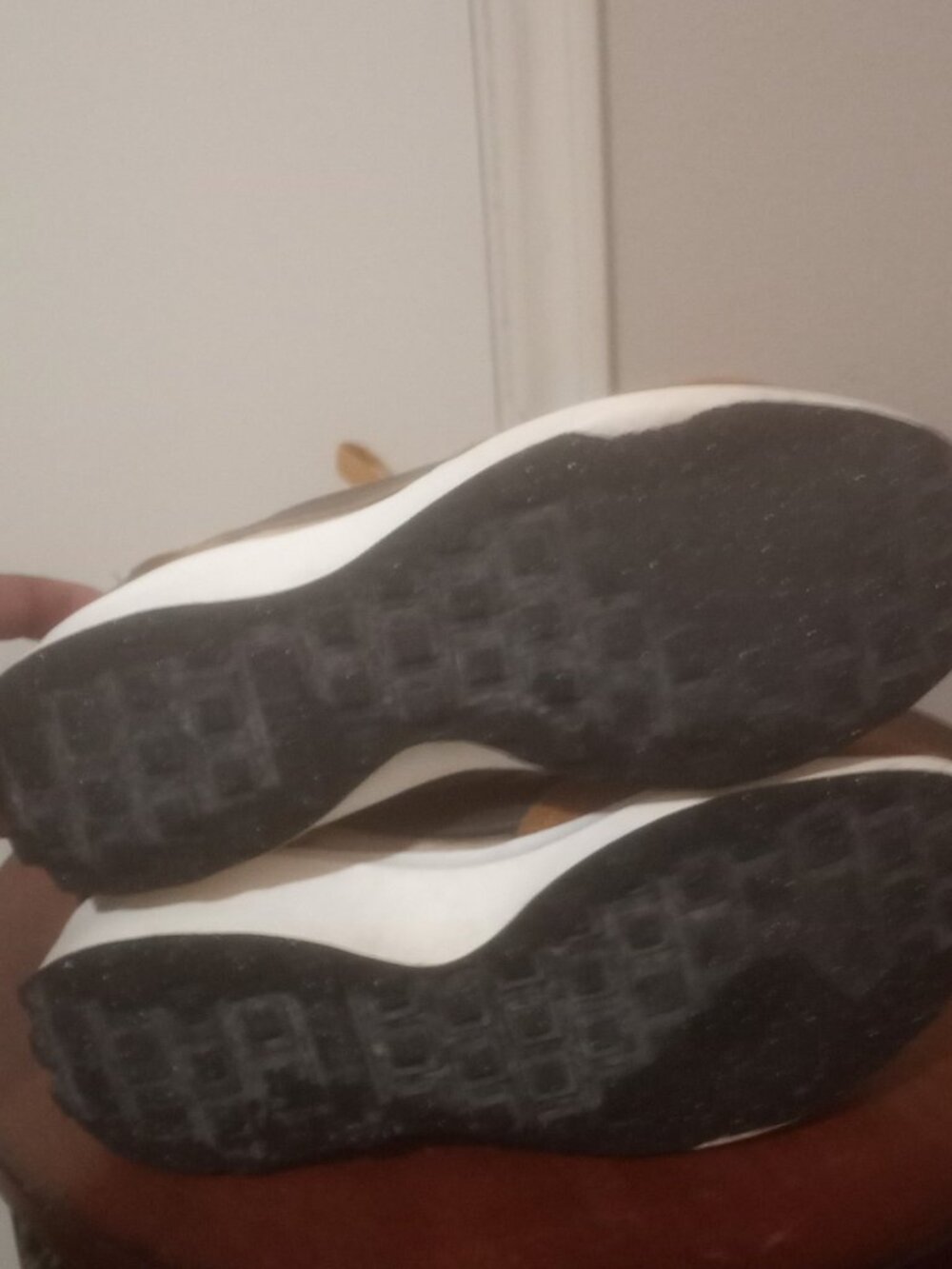 Nike Waffle Debut Brown Black Women Running Sneaker Shoes Size 8 DH9523 200 - Picture 3 of 14
